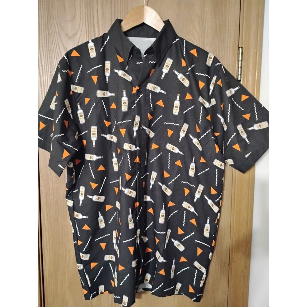 Tito’s Vodka Short Sleeve Button Up Men’s Shirt Size Small / Runs Big